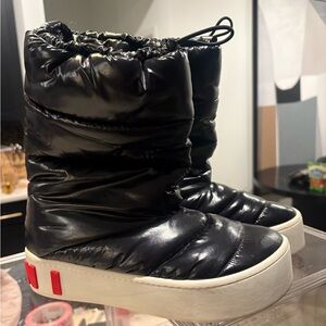 Black Puffer Boots with White Soles